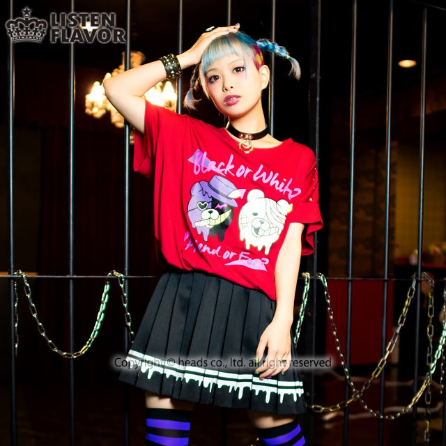 Listen Flavor Danganronpa black or white? t-shirt ~ LAST ONE!