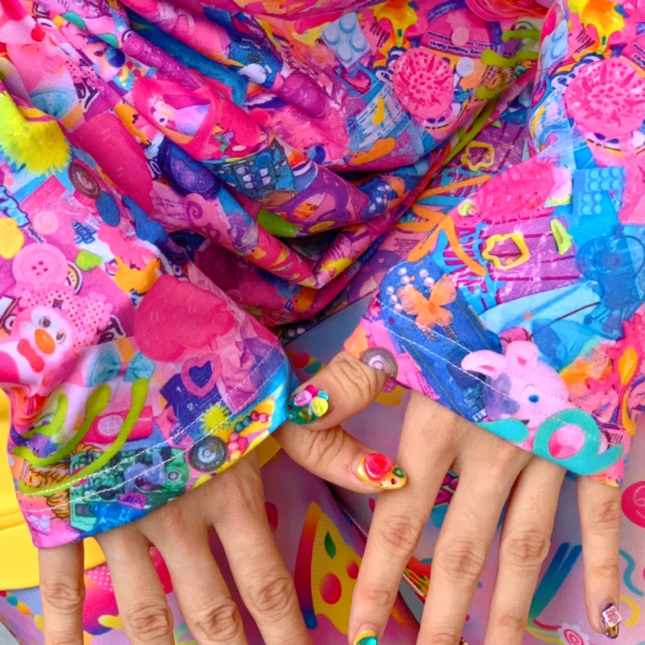 6% DOKIDOKI primal pop long sleeve t-shirt ~ LAST ONE!